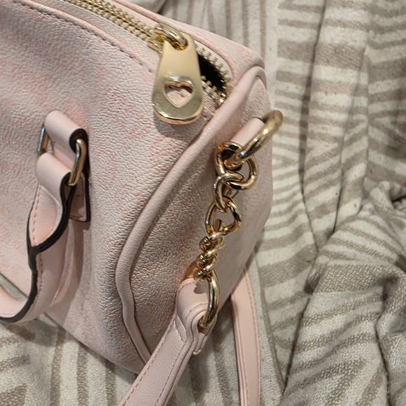 Juicy Couture Pink Handbag NWT - Picture 2 of 4